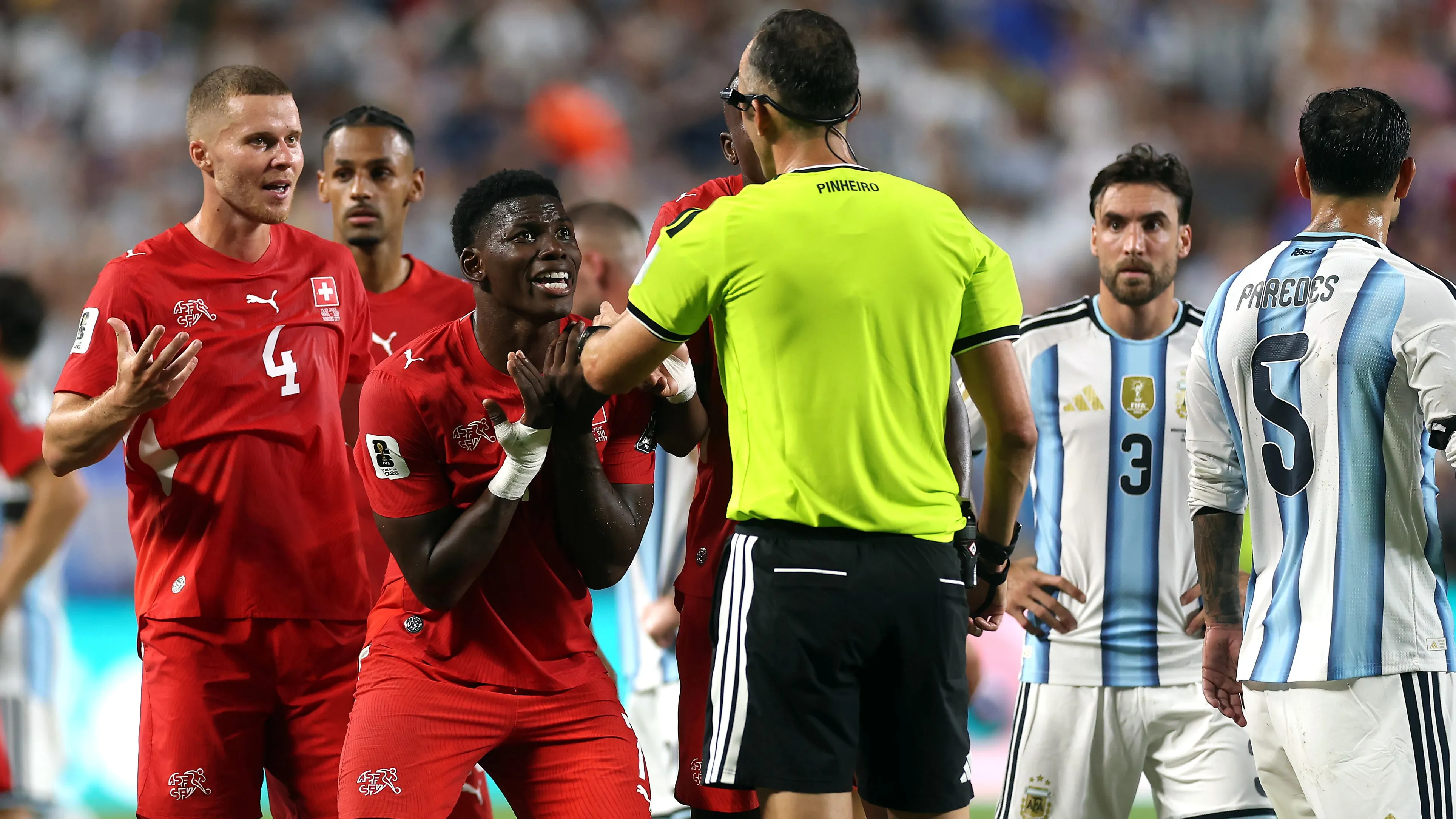 FIFA官方声明：恩博洛红牌是正义纠正，获IFAB认可