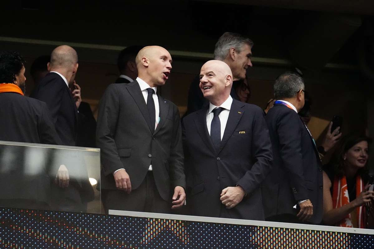 瑞典、威尔士、塞尔维亚相继撤回对因凡蒂诺连任支持,英足总或将跟进