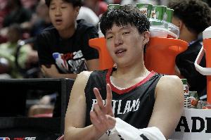 开拓者副总经理：杨瀚森最突出的特质是 他给人们带来的快乐