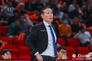 许利民:健康对球队未来最重要 只要团结任何困难都不能击败我们
