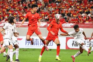 足球报:10月国足“失约”,U22及国少集训备战是主要任务