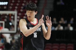 为什么不发训练照片？杨瀚森：只有官方能发 我自己不能发
