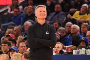 科尔：在大学时就觉得会执教 因为当时我不认为自己能打NBA