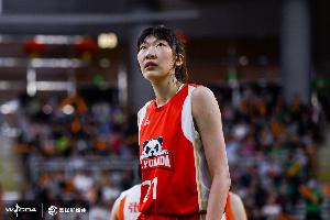 女篮锦标赛第二阶段第四日综述:四川五人得分上双 赢下开门红