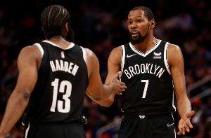 杜兰特:哈登是我真正的兄弟 从我们19或20岁的时候就认识了