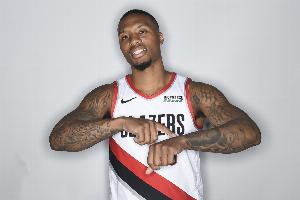 真利指导？开拓者球迷支招：利拉德球员兼主帅 现代篮球NBA第一人