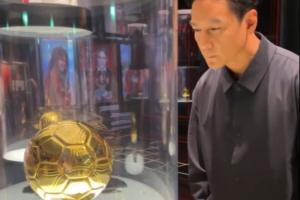 米兰官博晒视频：吴彦祖参观奖杯，面对镜头说Forza Milan！