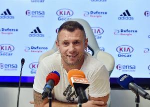 卡萨诺:巴斯托尼、巴雷拉和托纳利的实力不够,都不是顶级球员