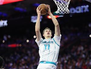命中率之王!34号秀卡尔克布伦纳前4场命中率90.5%