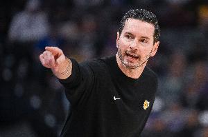 赛季至今客场战绩榜：湖人4-0第一 雷霆、76人3-0第二 森林狼第四