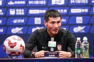 媒体人:邵佳一的最大优势是超级省钱,欧洲教练起步价是100万欧