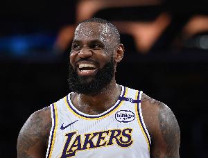 NBA中国官网:NBA球员比赛日不能训练 詹姆斯为保留体力会午睡