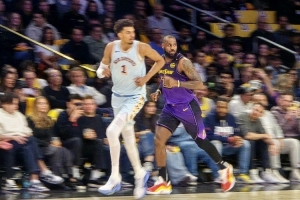 美记:文班人气很高但NBA只安排22场全美直播 老詹等巨星都有34次