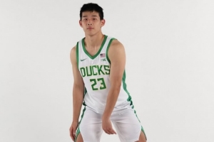 媒体人:只要有一场比赛找到投篮感觉 林葳的自信心就会出来了