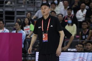 杜锋:望球员将冠军作风带回各自俱乐部 继续为中国篮球发光发热
