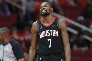 媒体人:强队的标志是在泥塘局里活下来 这是引进KD的意义