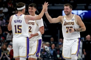 NBA彩经:魔术击败勇士 湖人轻取爵士 开拓者击退太阳