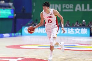 周琦胡金秋构筑中国男篮内线顶配 有望给韩国男篮造成足够杀伤