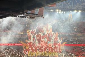TA谈阿森纳巨型TIFO:球队出资+球迷组织策划,坚持将坎贝尔放C位