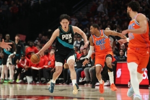 NBA彩经:雷霆轻取勇士 猛龙击退开拓者 马刺力擒灰熊