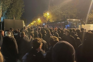 尼斯官方:强烈谴责对球员及体育总监的暴力行为,全力支持球队