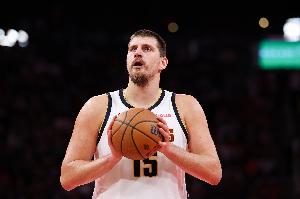 强势反弹！约基奇第三节7中7独得19分 三节砍下29分7板7助