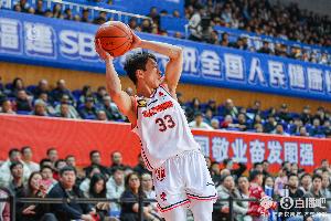 媒体人：广东南京这场的潜力赛阵容 才有点“潜力赛”的感觉