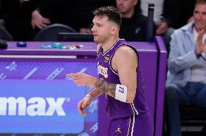 东契奇赛季至今场均35分&NBA历史第十高 仅次于5大帅&乔登科巴里