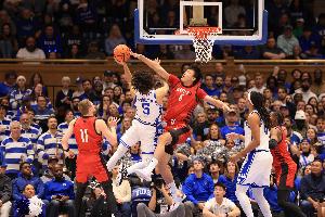 西雅图大学115-60大胜对手 淡厚然7中5拿12分4板 吕俊锡5分2板2助