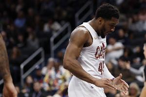 米切尔：我们活该被球迷嘘 我要是球迷也会嘘自己