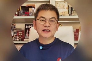 苏群：尼克斯在外线用前锋防文班 内线用米罗扛 文班太年轻