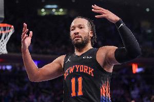 NBA杯冠军！火记调侃：尼克斯自1973年以来首次夺冠 恭喜他们