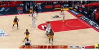犯满离场！贾尔斯17中7拿到18分8板 另有2断1帽