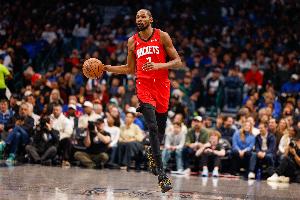 KD:我不会拿自己和别人比较 但没人会说我不属于乔科詹这个级别
