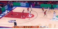效率不高！奎因12中4拿到9分3助&三分6中0 下半场没打