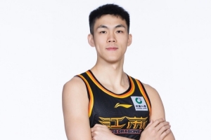 CBA更容易打?庞峥麟上赛季NBL19.4分 目前场均22.8分并列本土第1
