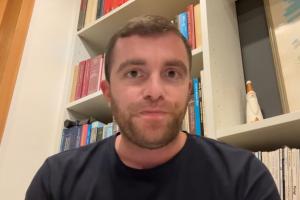罗马诺:曼联愿付出经济+战术双重努力追塞梅尼奥,甚至改变阵型