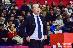 许利民：这场输球来得很及时 队伍收获非常大 我个人收获也非常大
