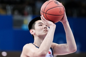 王洪泽：自己的表现一般 精神太紧了 我没有执行好教练的意图