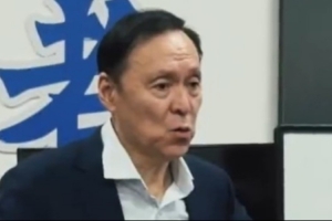 张德贵指导更衣室演讲：还有31场 继续努力 继续赢球