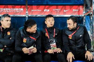 马德兴:U23国足冲刺备战专攻定位球,每个位置至少两到三遍练习