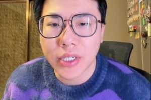 解说：施罗德没和湖人续签大合同是个痛 湖人内部也玩这个梗