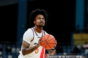 山西主帅:古德温很适合我们 他的离队确实对我们有一定影响