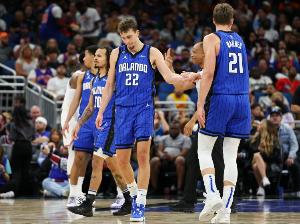 小瓦格纳:希望能在NBA柏林赛复出 对我们兄弟来说那是圆满的一刻