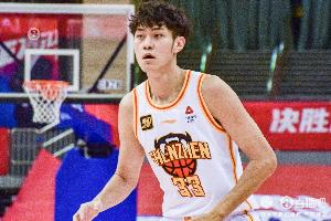 媒体人:王浩然打不了NBA 张懿赵杰、张子一还有那么点可能性