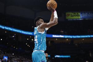 布兰登·米勒近3战场均砍下25.7分4板3.7助 三分命中率46.2%