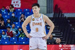 官方:张宁左大腿内后部肌组织损伤&肌腱部分撕裂 预计伤停6-8周