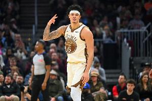 下一人站出来！勇士前锋桑托斯在缺阵2场后今日复出