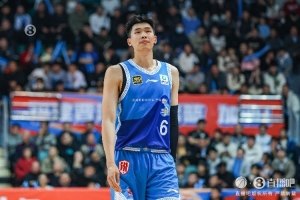 CBA常规赛第17轮最佳阵容:邹阳 卡尔顿 郑昊燃 胡明轩 史密斯
