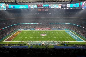 TA:伯纳乌2026年将继续承办NFL比赛,未来将与NFL进一步合作